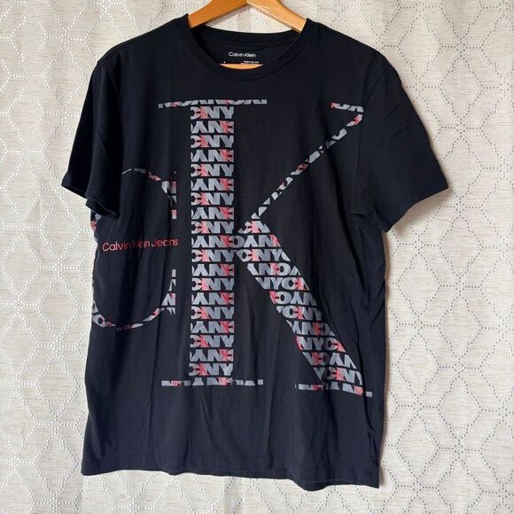 Calvin Klein Other - Calvin Klein M Black Tee Shirt Crewneck Top Preppy Sporty Luxury Casual Classic